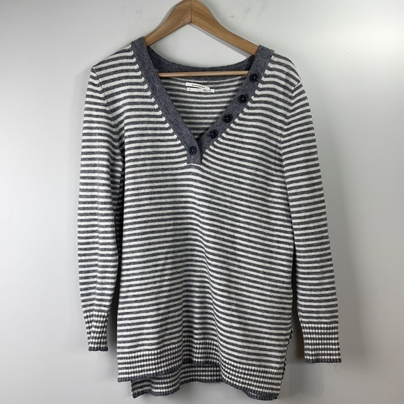 ANTHROPOLOGIE Serena Gray Stripe V Neck Pullover Sweater - Picture 2 of 9